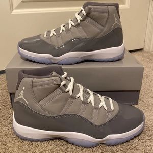 Cool grey 11